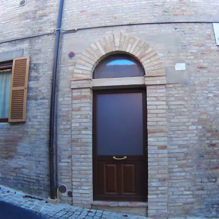 公寓 Il Pettirosso 雷卡纳蒂